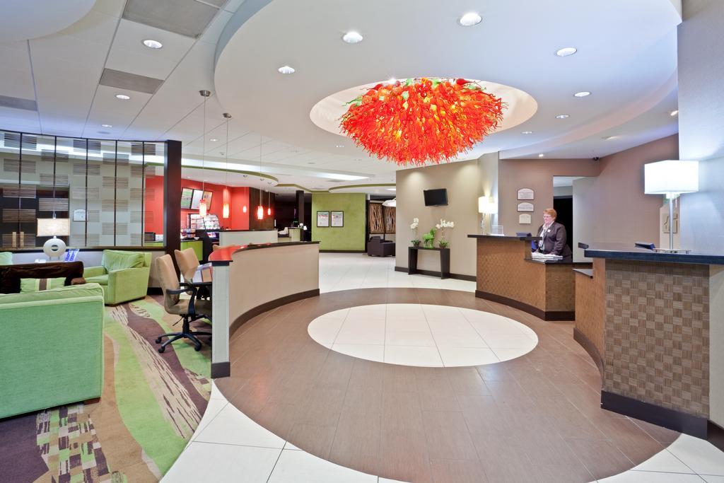 Holiday Inn Olathe Medical Center Екстериор снимка