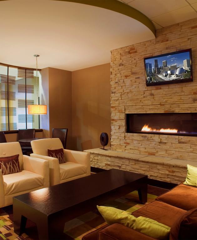 Holiday Inn Olathe Medical Center Екстериор снимка